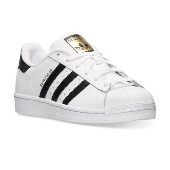 adidas Shoes - Adidas Women’s Superstar Sneakers